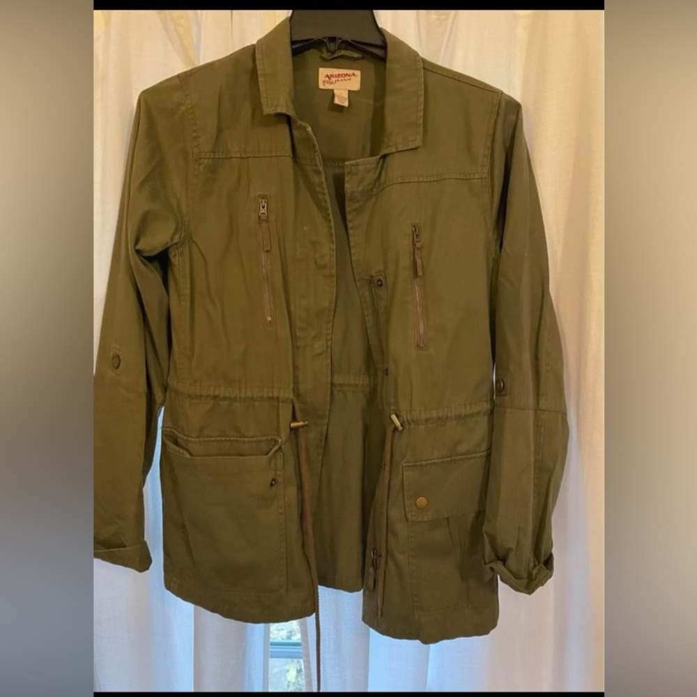 Cute army green jacket